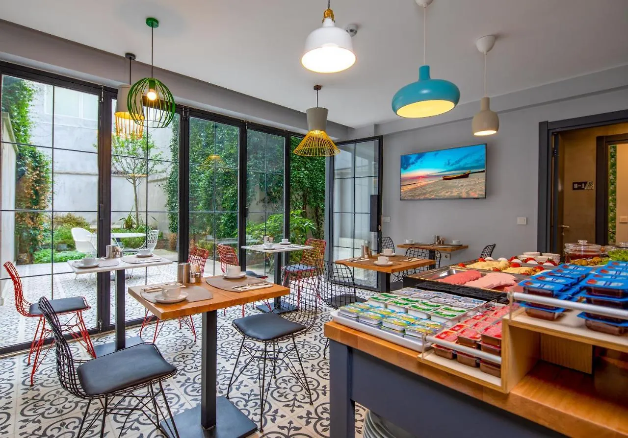 Green Parrot Hotel Istanbul