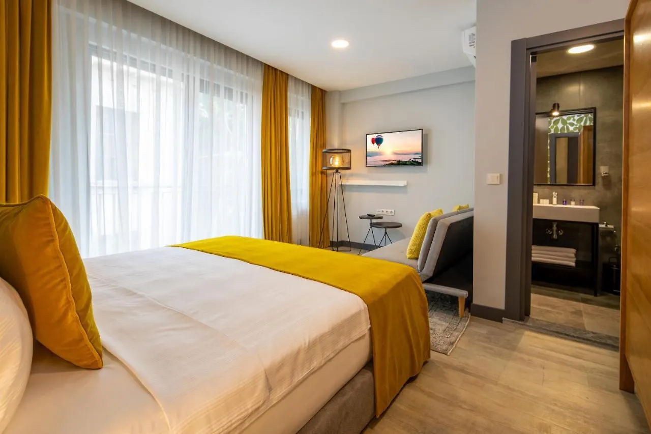Green Parrot Hotel Istanbul 2*,